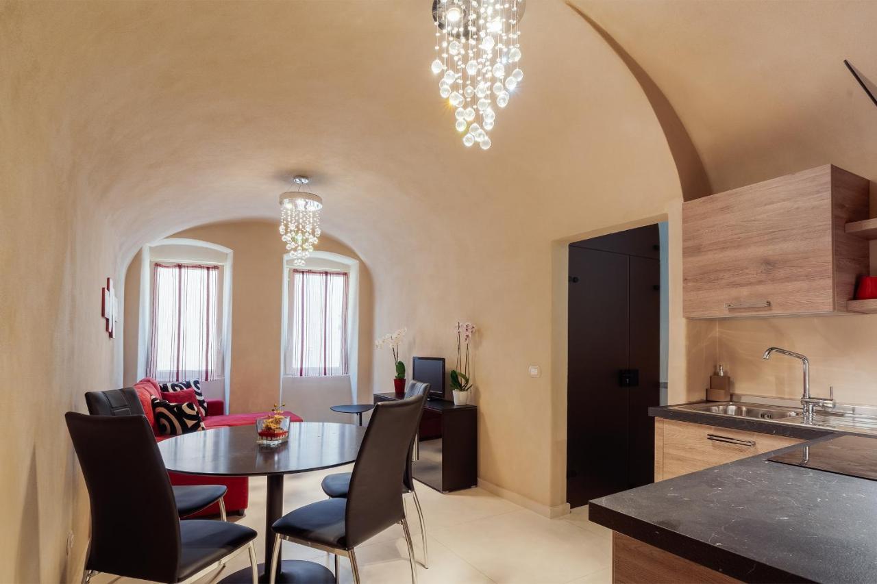 Costiglioli Central & Elegant Duplex Сан Ремо Екстериор снимка